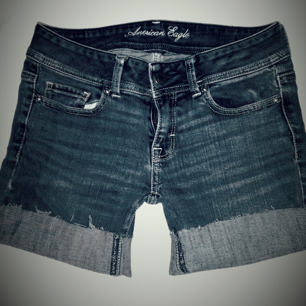 American Eagle cut offshoots, size 2, dark denim